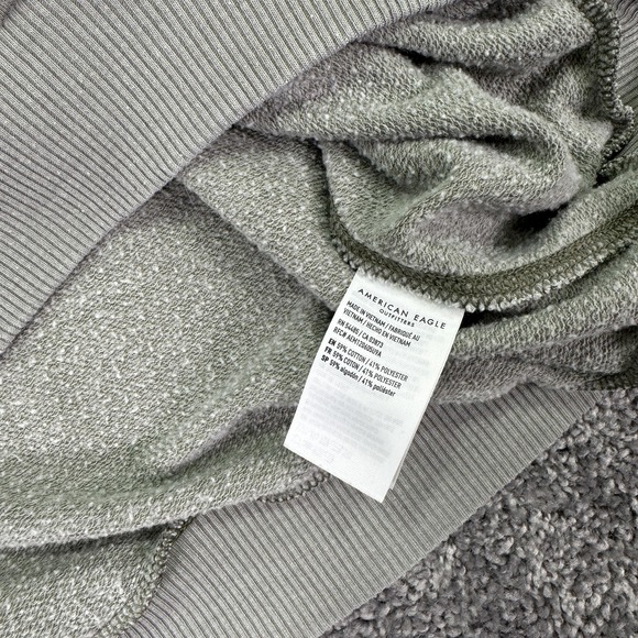 American Eagle Sweatshirt Womens Small Gray Green Fleece Crewneck Graphic Logo - Picture 9 of 10